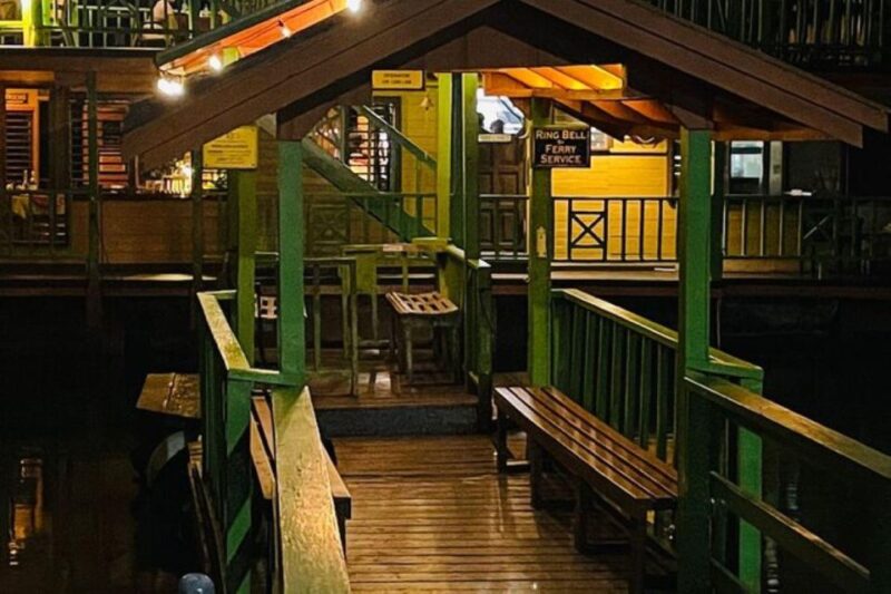 Montego Bay: Private Transportation to Houseboat Restaurant - Customizable Transportation Options