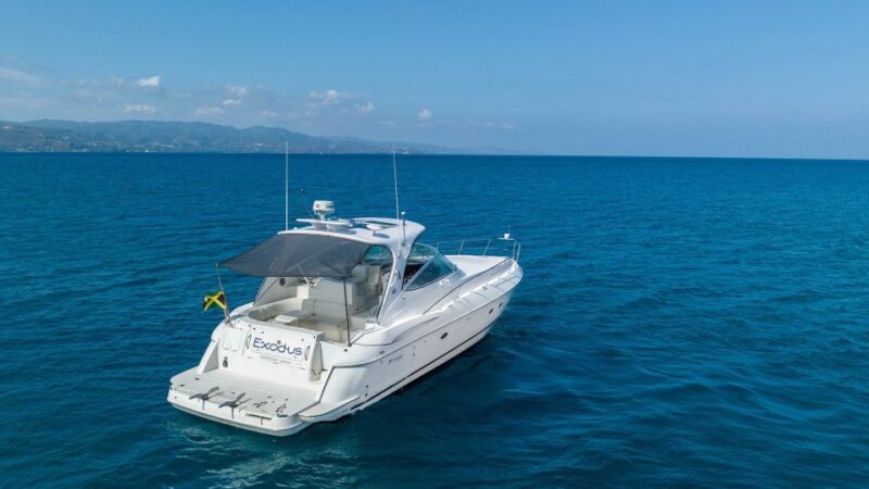Montego Bay: Private Yacht Cruise - Water Activities
