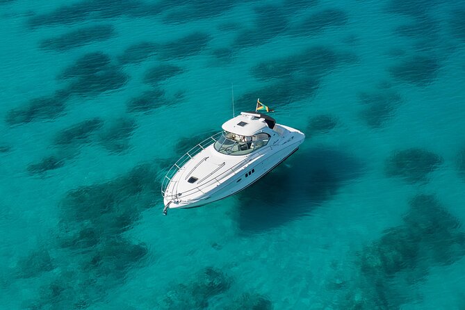 Montego Bay Private Yacht Tour With Open Bar and Lunch - Itinerary and Activities