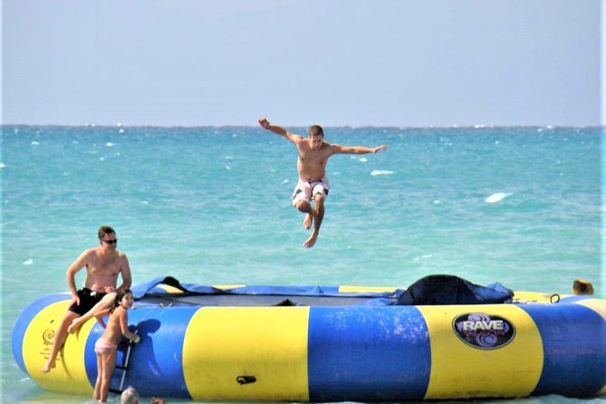 Montego Bay Shore Excursion: Doctors Cave Beach & Montego Bay City Highlights - Tour Guides and Feedback