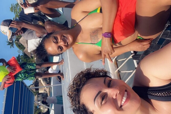 Montego Bay to Catamaran Cruise, Negril Beach and Ricks Café - Overview of the Tour