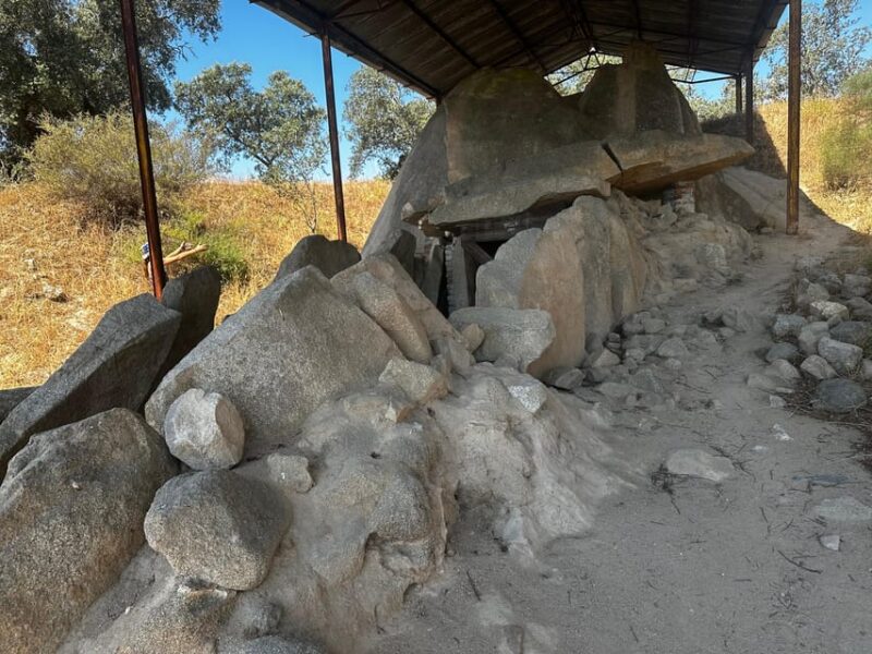 Montemor-o-Novo or Évora: One-Day Tour of Megaliths - Mobility and Clothing Requirements