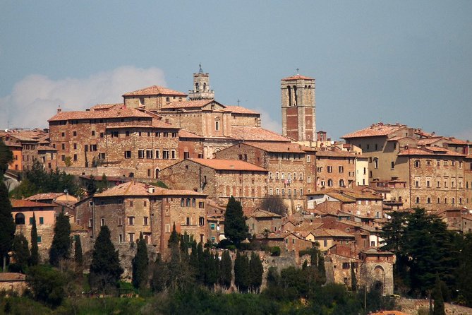Montepulciano and Pienza Tuscany Wine&Cheese Fullday From Rome - Immerse in Pienzas Pecorino Tasting