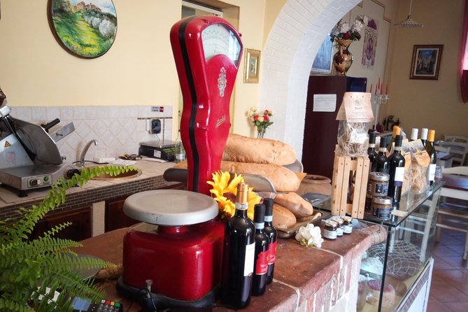 Montepulciano and Pienza Tuscany Wine&Cheese Fullday From Rome - Tipping and Booking Information