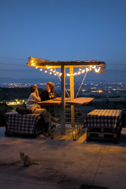 Montepulciano: Artisan Heroic Wine Tasting at the Terrace - Local Delicacies: The Abundant Tagliere