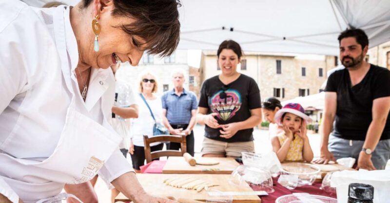 Montepulciano: Italian Cooking Class at a Tuscan Farm - Prepare Tuscan Cuisine