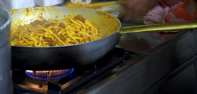 Montepulciano: Tuscan Cooking Class Traditional Pasta Menu - Accessibility and Restrictions