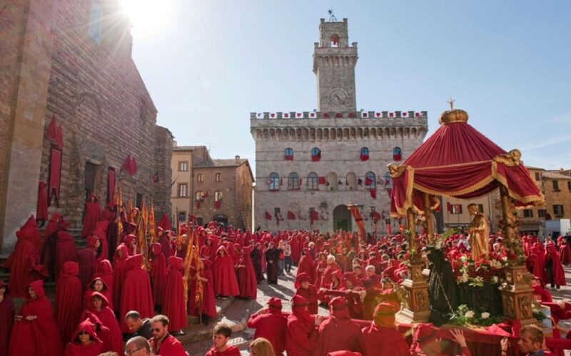 Montepulciano: Twilight Saga New Moon Tour With Wine Tasting - Key Points