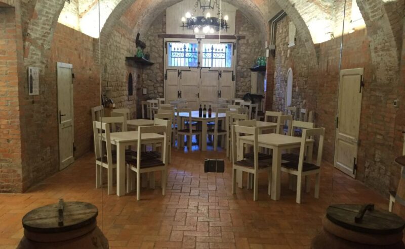 Montepulciano: Wine Tasting & Lunch in a Typical Winery - Exploring the Historic Cellar