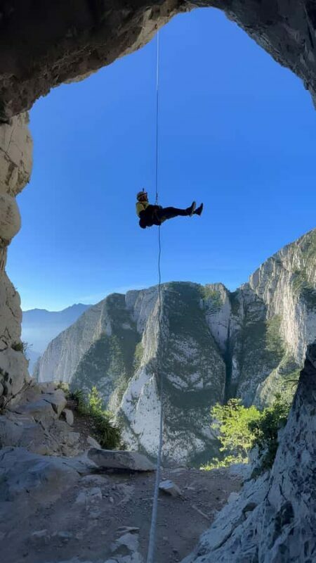 Monterrey: Hiking with Rappelling to El Nido de los Aguiluchos - Key Points