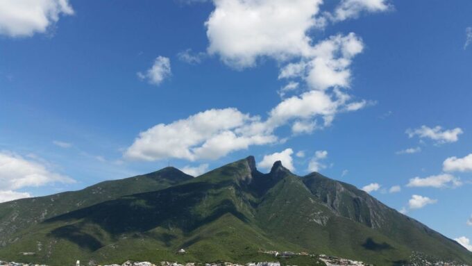 Monterrey: Magic Christmas Private Walking Tour - Mexican Christmas Crafts and Foods
