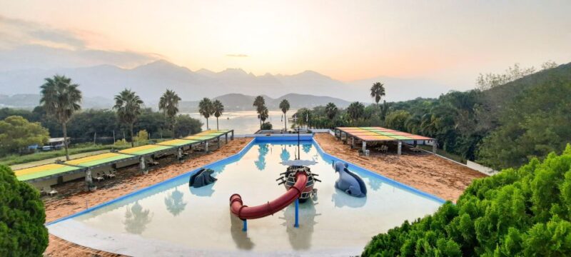 Monterrey: One Day Pass to the Hidden Bay Country Club - Transportation and Guide