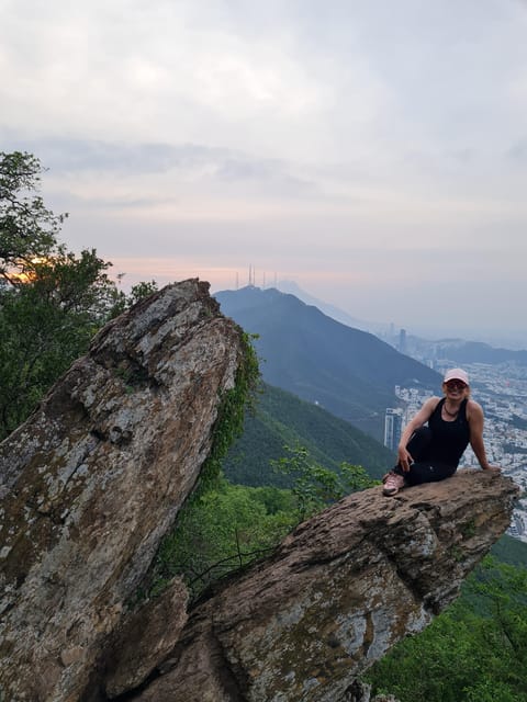 Monterrey: Pet-Friendly Hiking in Cerro Del Chupón - Certified Guides and Equipment