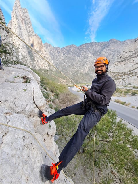 Monterrey: Rappelling Class in La Huasteca Park - Rappelling Techniques