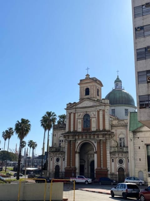 Montevideo : Highlights Walking Tour With A Guide - Tour Features