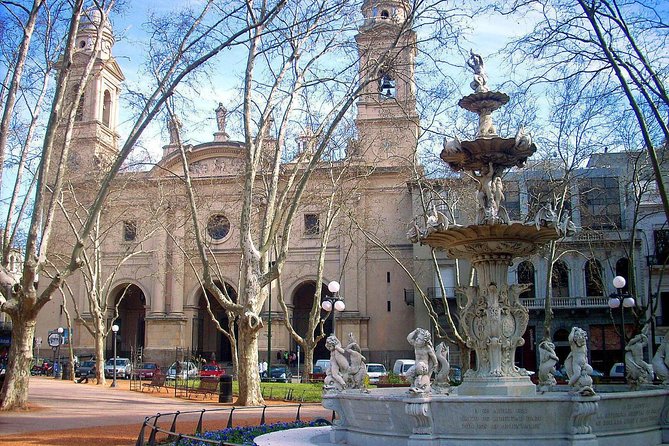 Montevideo Private City Tour With Dinner Included and Tango Show - Exploring Museo Del Futbol