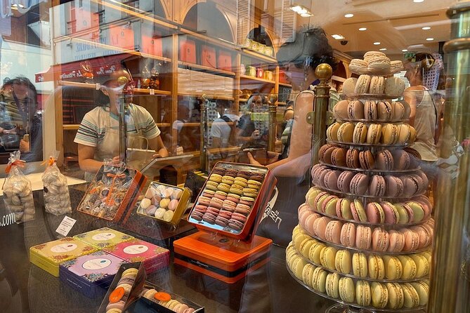 Montmartre Hill French Gourmet Food and Wine Tasting Walking Tour - Tour Duration and Meeting Point