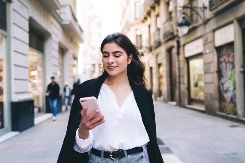 Montparnasse District In-App Audio Tour - Cancellation Policy