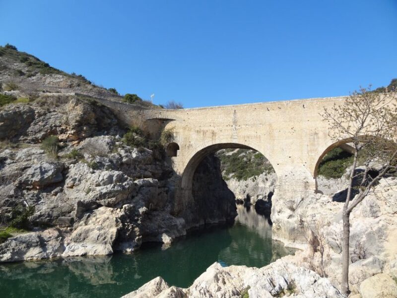 Montpellier: St. Guilhem Le Desert and Moureze Day-Trip - Exploring Salagou Lake