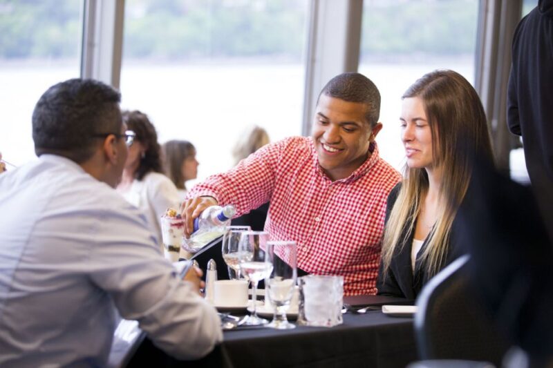 Montréal: 3 or 5-Course Dinner Cruise With Music - Key Points