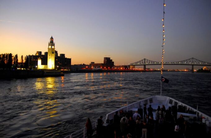 Montréal: 3 or 5-Course Dinner Cruise With Music - Meeting Point and Transportation