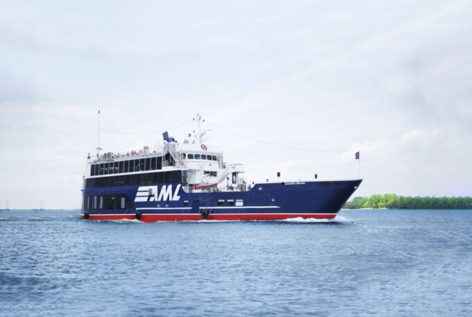 Montréal: 3 or 5-Course Dinner Cruise With Music - Additional Important Information