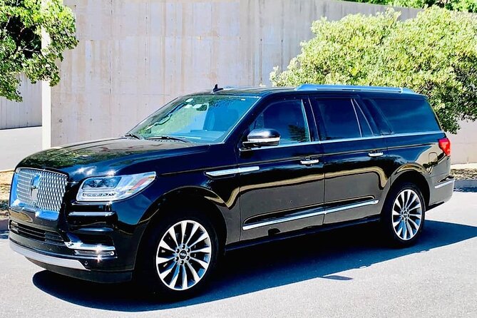 Montreal Airport YUL Private Transfer to Montreal in Luxury SUV - Additional Important Information