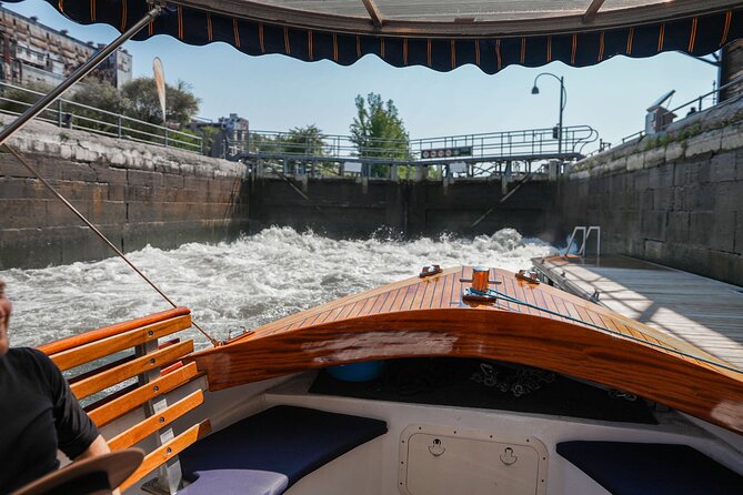 Montreal: Guided Exclusive Electric Boat Tour on Lachine Canal - Transportation Information