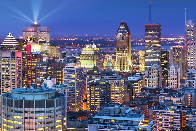 Montreal Private Transfer to Montreal Airport YUL in Business Car - Passenger Safety