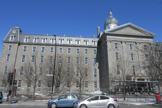 Montreal Self-Guided Walking Tour and Scavenger Hunt - Uncovering Local History