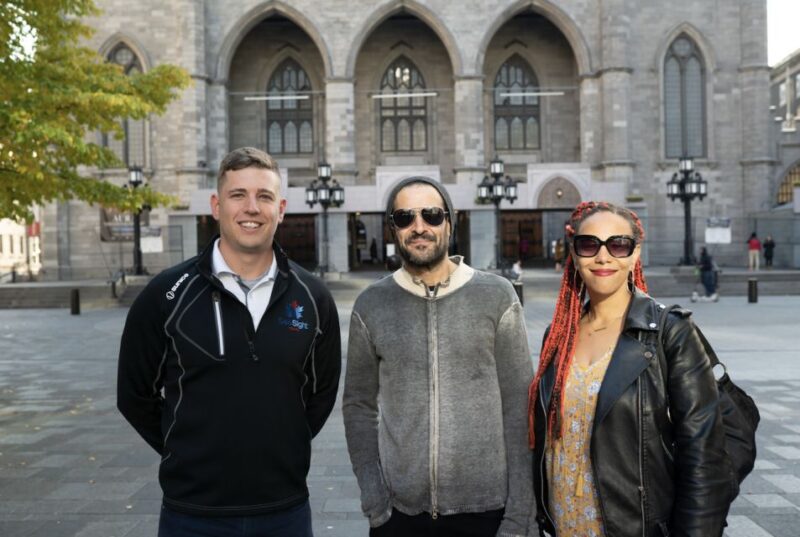 Montreal: Small Group Tour With River Cruise and Notre Dame - Guided Experience