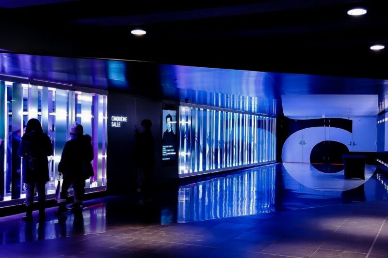 Montreal: Underground City and Downtown Walking Tour - Experience Highlights