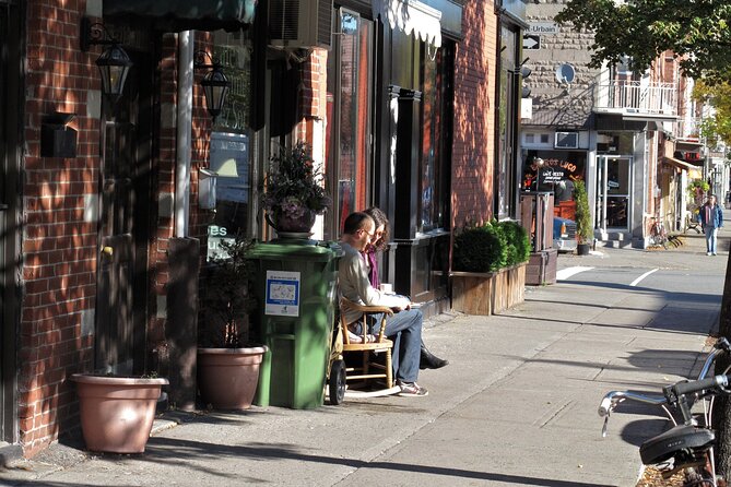 Montréals Mile End to Outremont: A Self-Guided Audio Tour - Additional Information