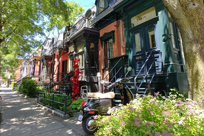 Montreals Plateau Mont-Royal and Mile End Tour by MTL Detours - Tour Accessibility and Requirements