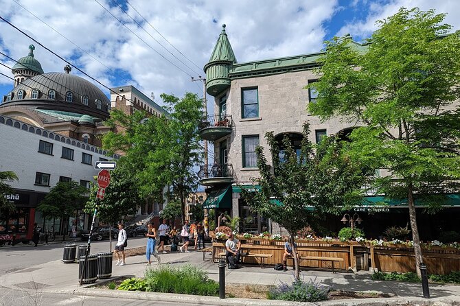 Montreals Plateau Mont-Royal and Mile End Tour by MTL Detours - Tour Timing and Weather