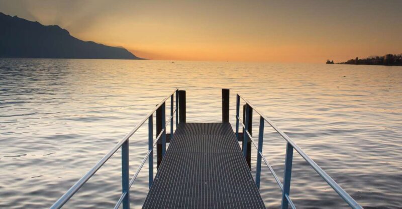 Montreux: Insta-Perfect Walk With a Local - Capturing Insta-Worthy Landmarks