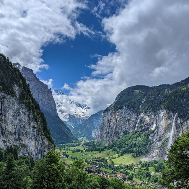 Montreux Private Tour: Waterfalls Valley&Aareschlucht Gorge - Highlights of the Tour