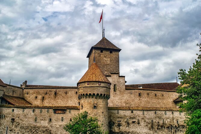 Montreux - Private Tour With a Visit to Chillon Castle - Meeting Point and Pickup