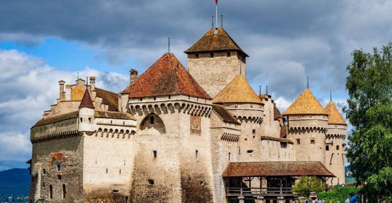 Montreux - Private Tour With Visit to Castle - Key Points