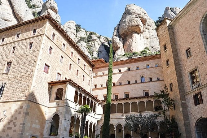 Montserrat 7-Hour Private Tour From Barcelona With Lunch - Ascending to the Mountaintop