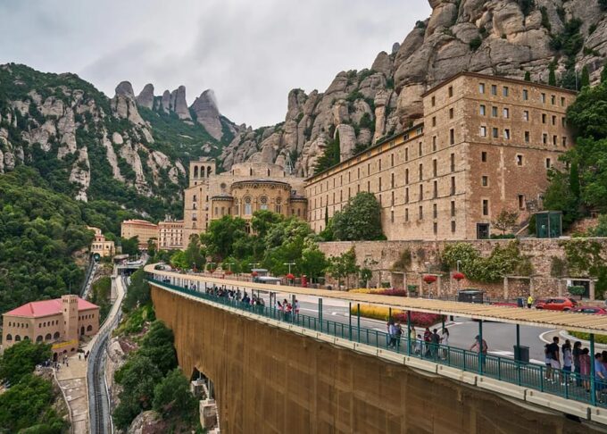 Montserrat: Gothic Architecture, Monastery and Black Madonna - Basilica and Black Madonna