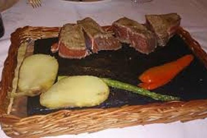 Montserrat Tour, Lunch & Caves - Viator Support