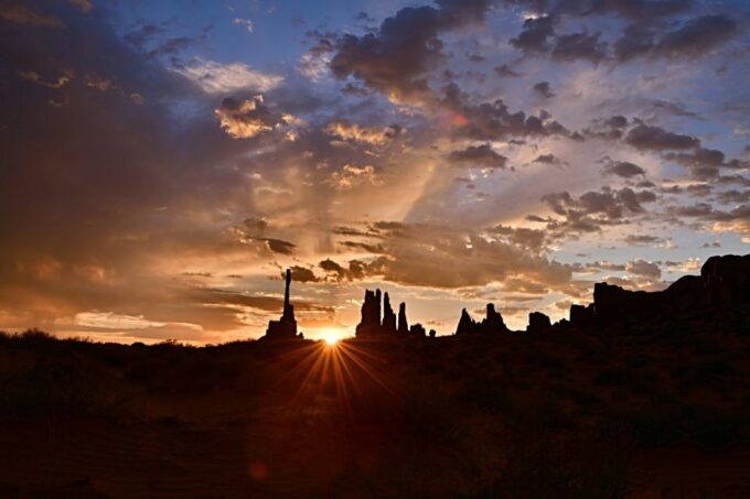 Monument Valley: 3-Hour Sunrise Tour - Navajo Cultural Experience