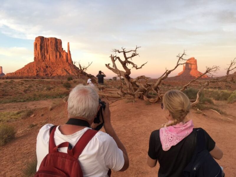 Monument Valley: Backcountry Jeep Tour With Navajo Guide - Guide and Cultural Immersion
