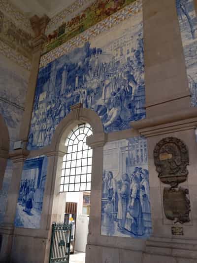 Monumental and Historical Oporto With the Stock Exchange Palace - Accessibility and Suitability