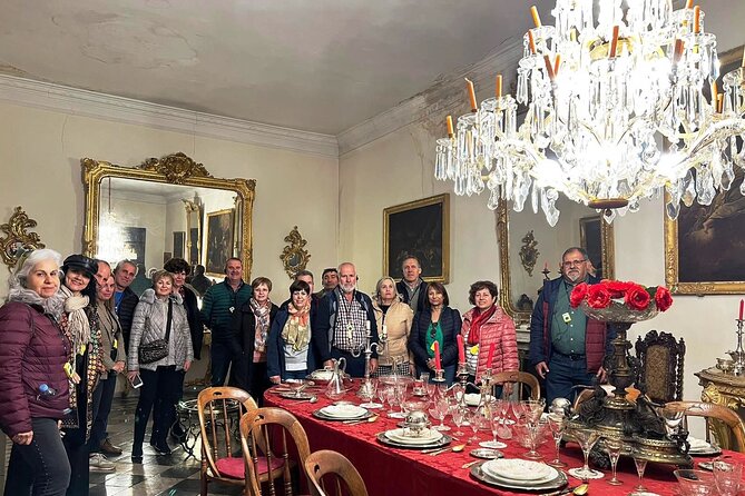 Monumental Arch - Guided Tour With Interiors - Tour Features