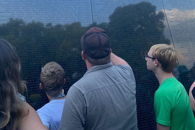 Monumental Moonlight Private Guided Bus Tour in Washington - Tour Duration and Group Size