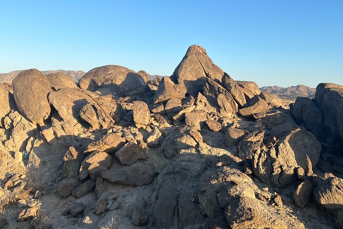 Moon Mountain Hike From Jeddah City - Inclusions and Amenities