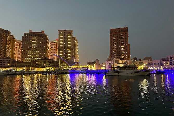 Moonlight Boat Cruise With Drinks - Transportation and Accessibility