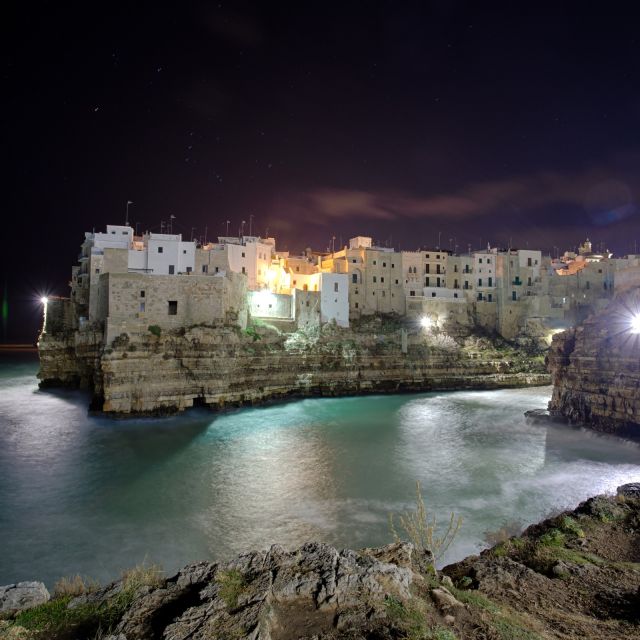 Moonlight Boat Tour to the Polignano a Mare Caves - Onboard Experience